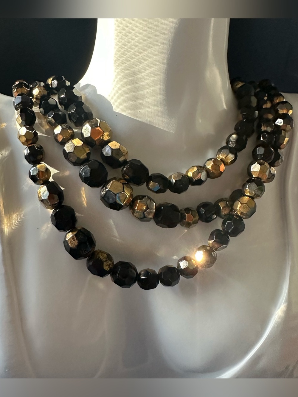 Vintage Black & Gold Glass 3 Tier Cut Beaded Box Clasp Face Style Clasp.